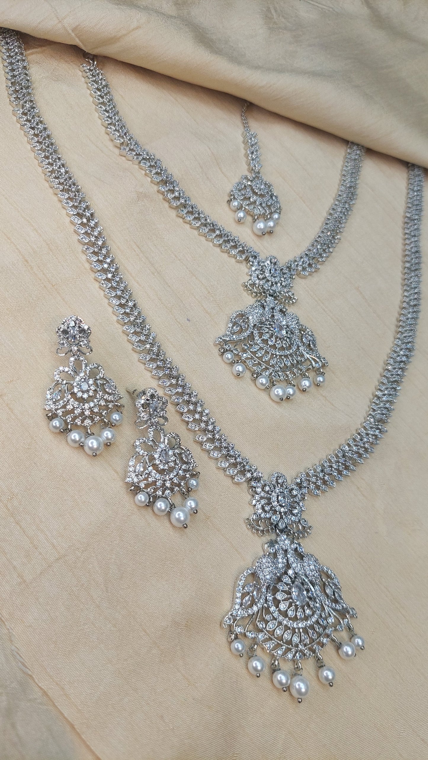 SILVER A.D. STONE BRIDAL SET