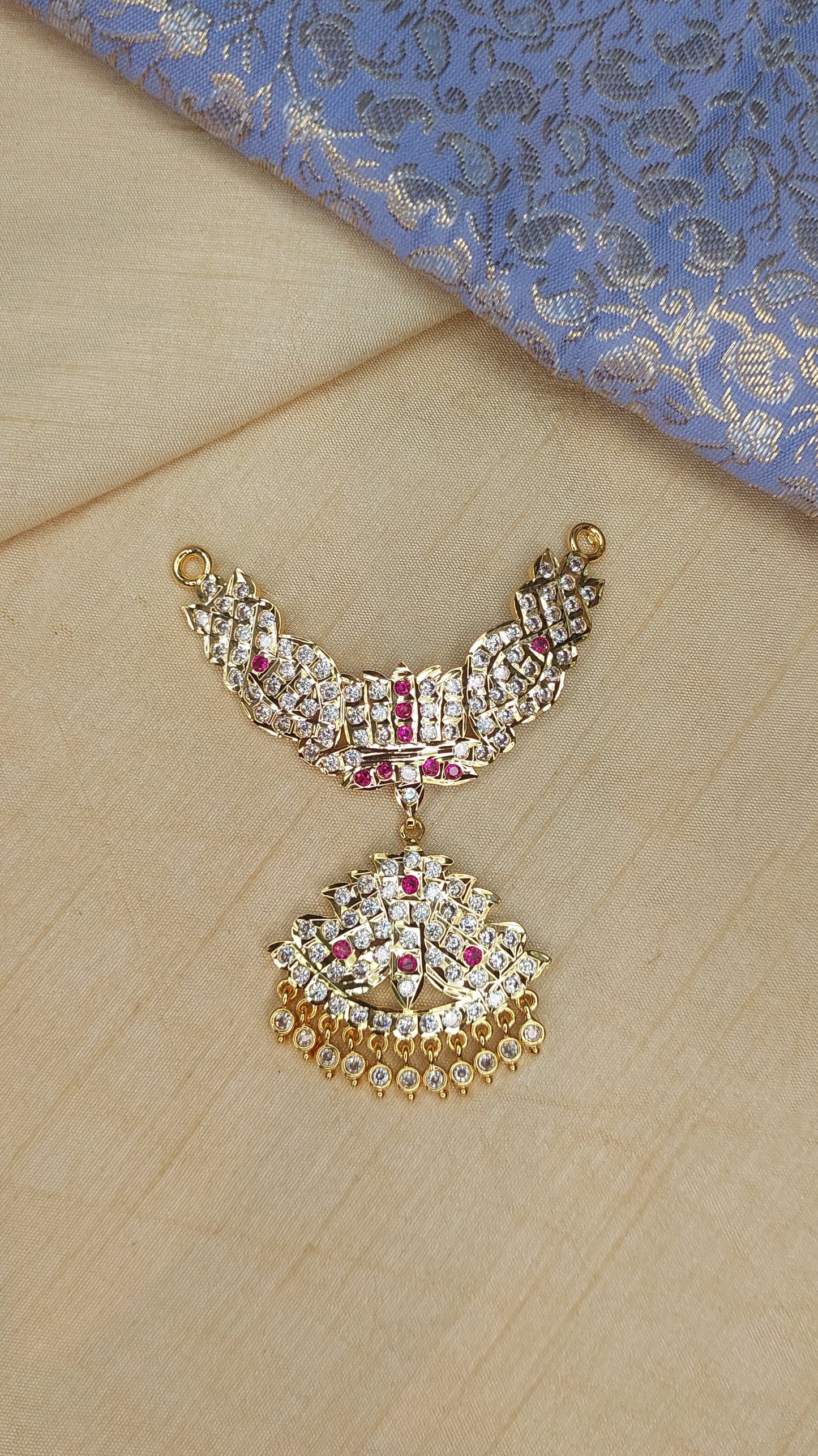 GOLD PLATED PADAKAM 003