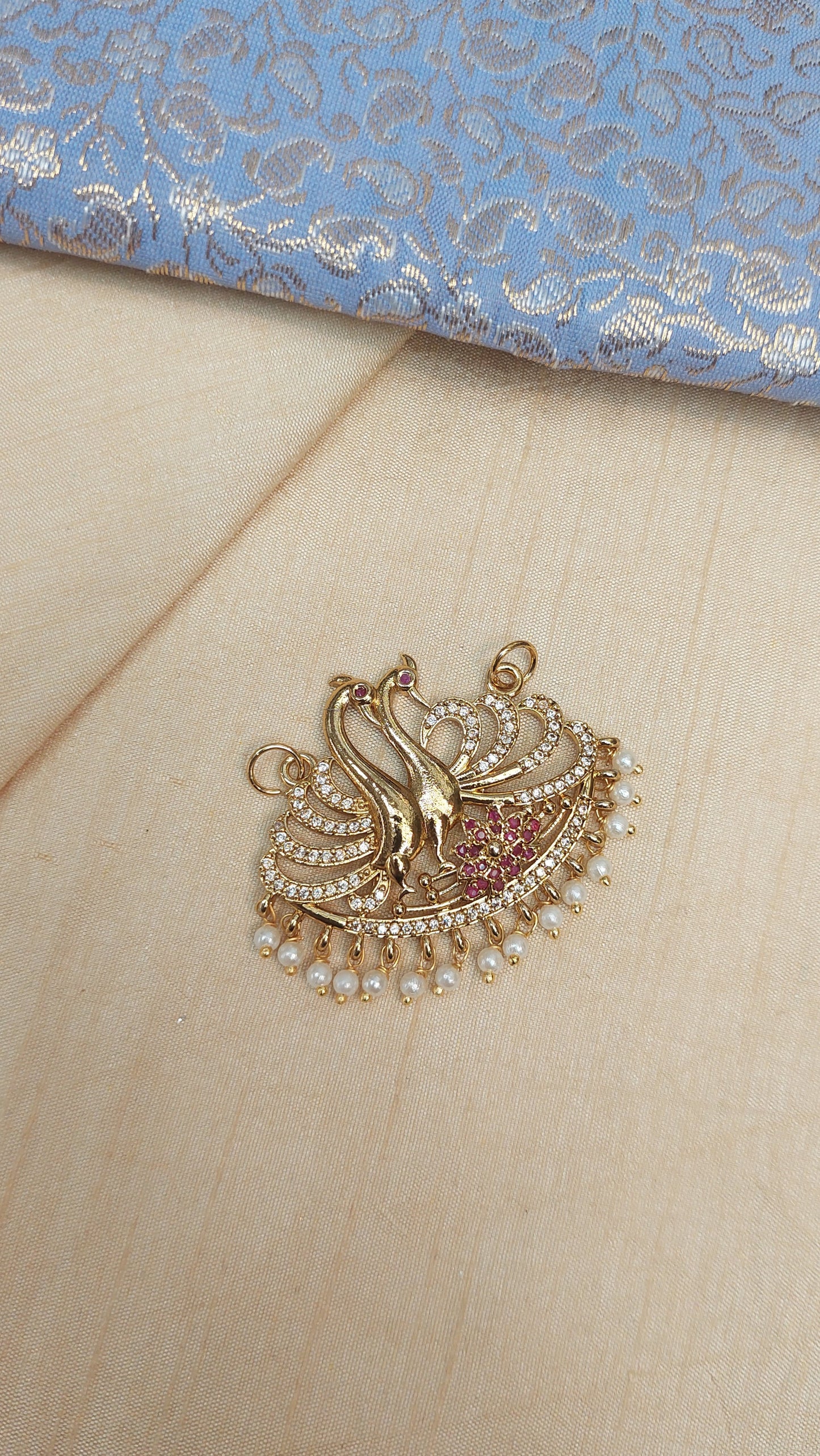 GOLD PLATED PADAKAM 006