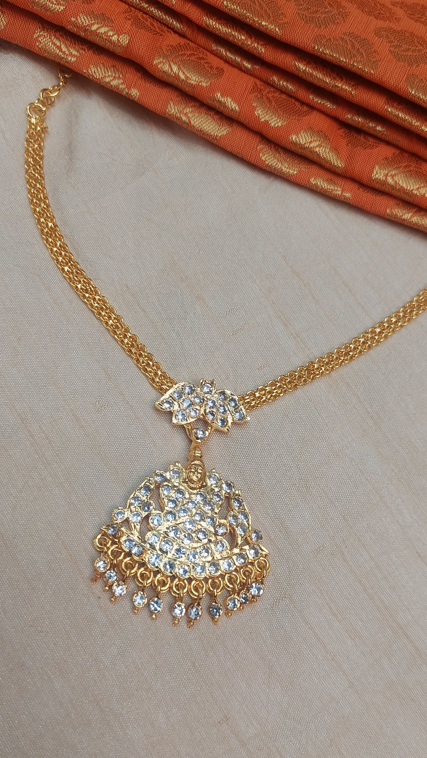 LAKSHMI SHORT NECKLACE