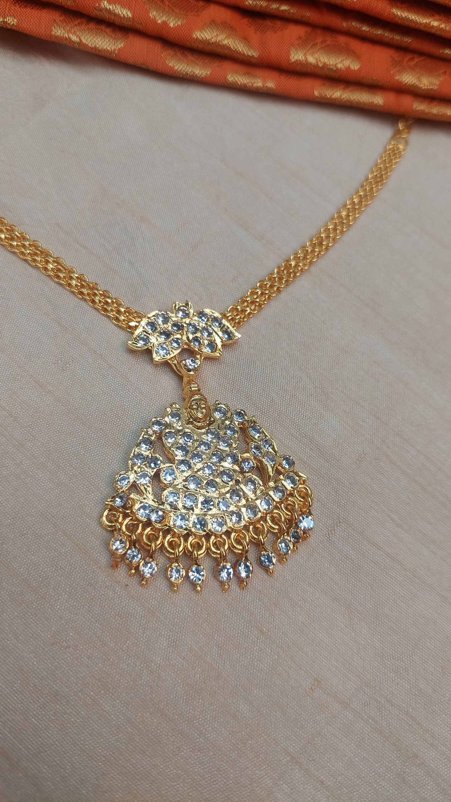 LAKSHMI SHORT NECKLACE