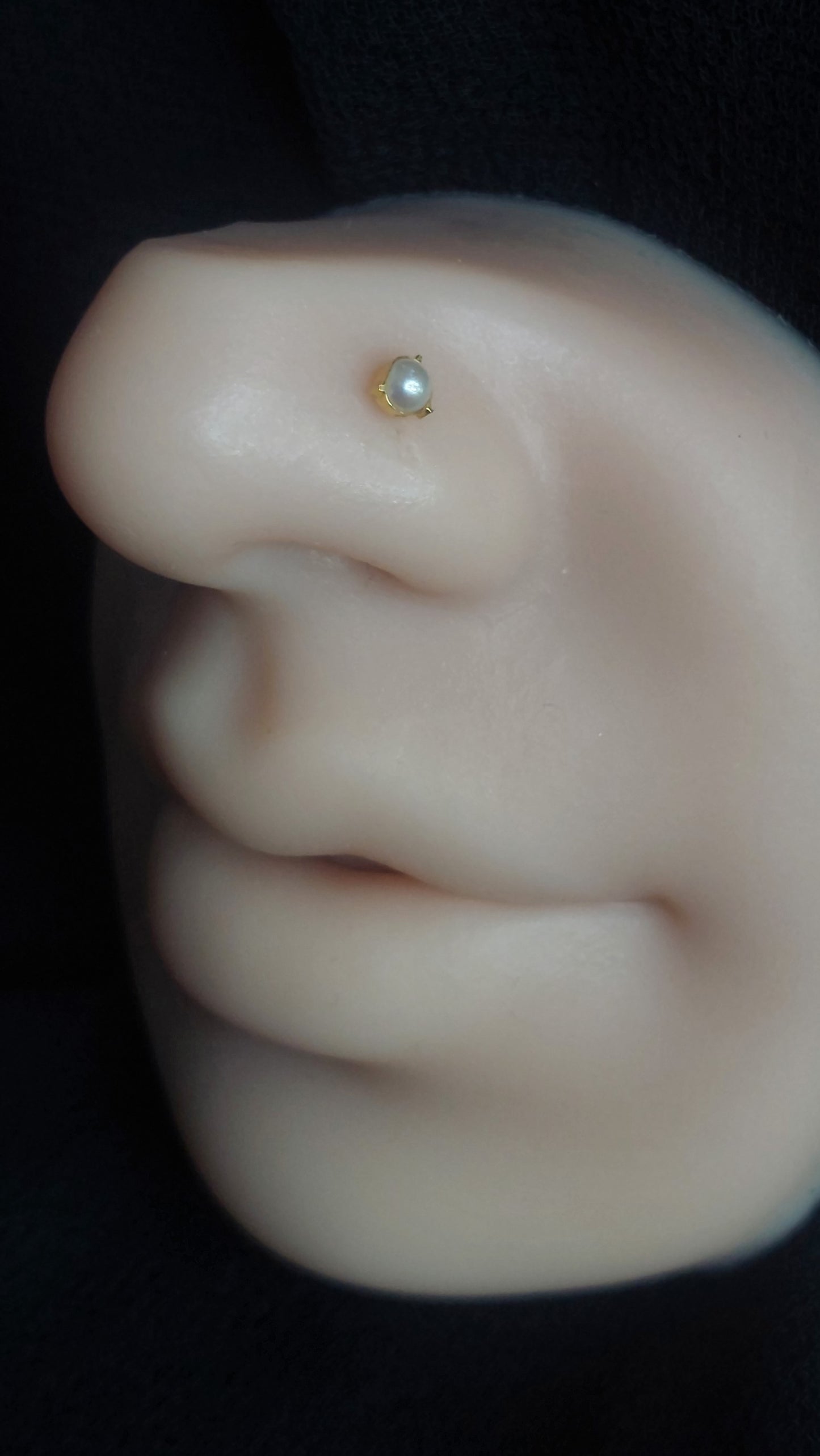 22ct Gold | Pearl Nose Stud | 026