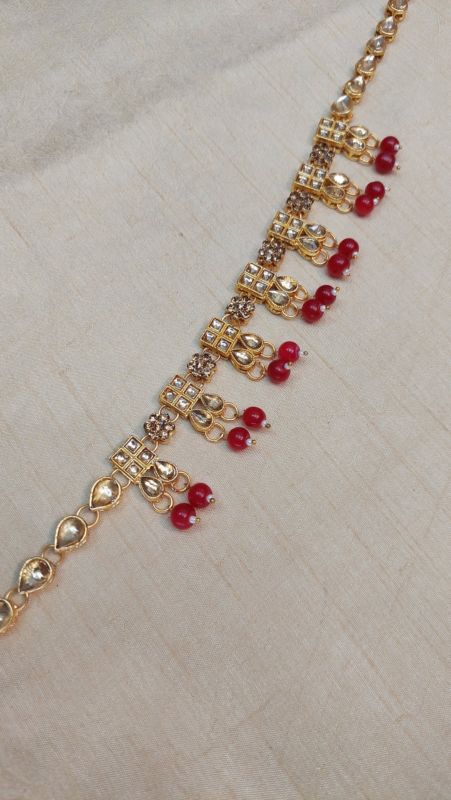 GOLD & RED WAIST CHAIN E046