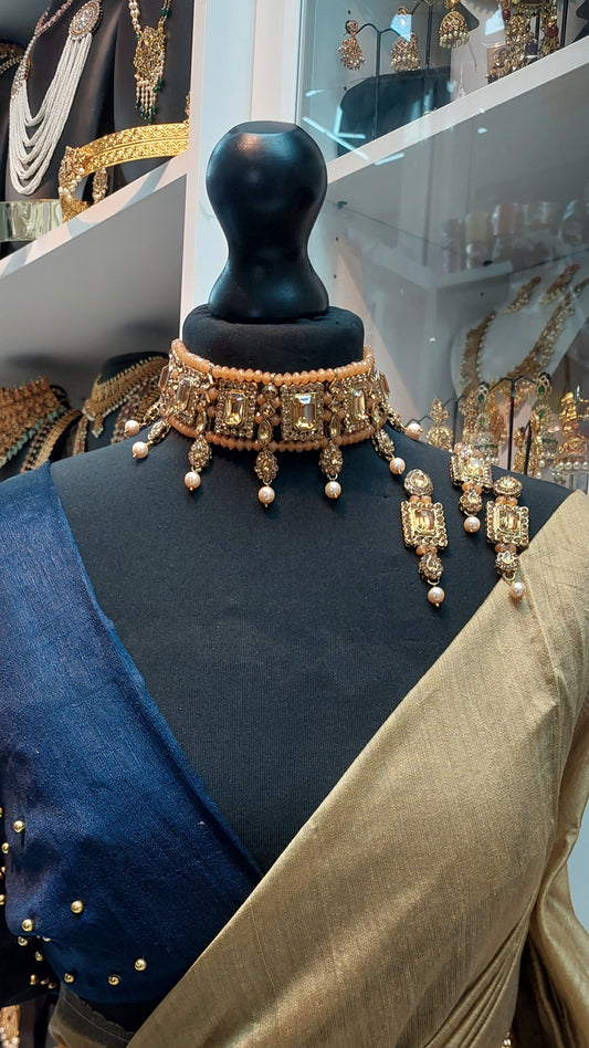 CHOKER SET (DARK SAND)