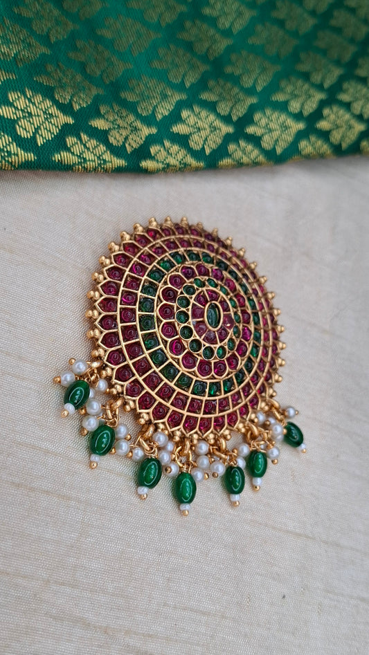 KEMP HAIR BUN PENDANT