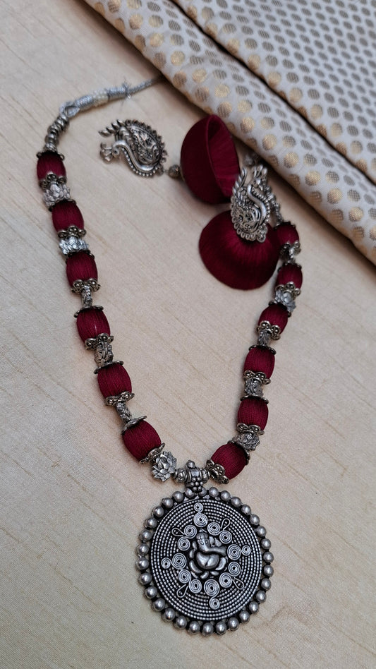 SILVER GANESHA SET (DEEP RED)