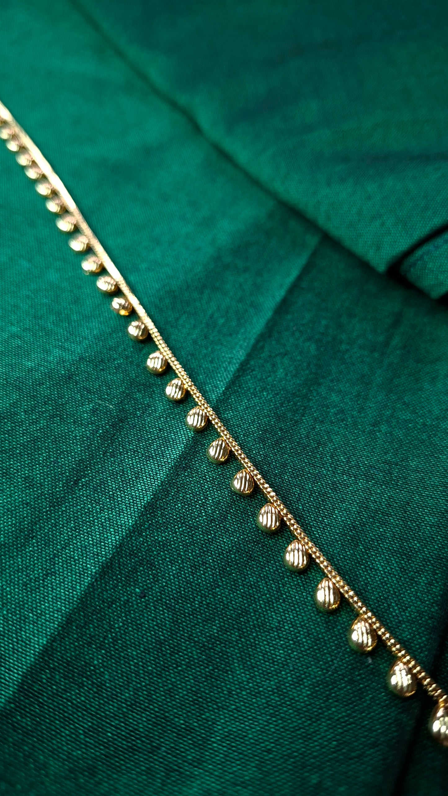 GOLD HIP CHAIN 0051