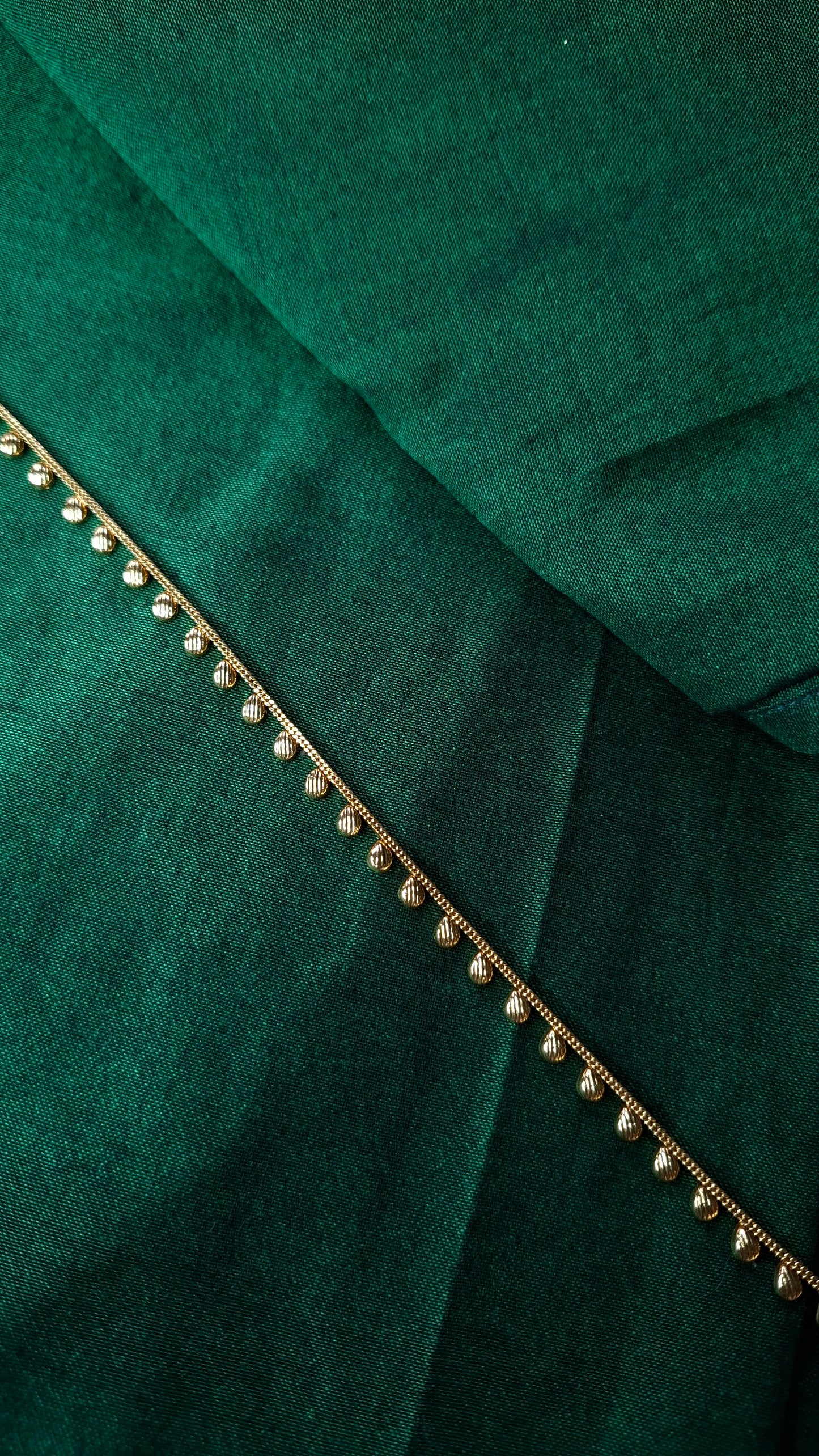 GOLD HIP CHAIN 0051