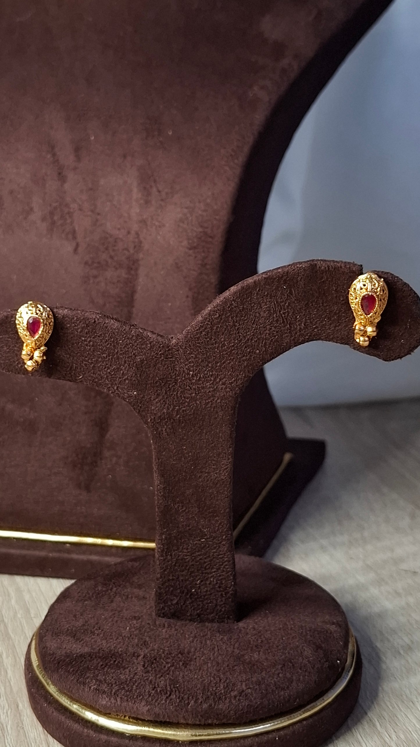 BUDGET ANTIQUE SET E0225