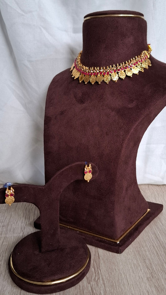 ANTIQUE GOLD COIN SET E0231