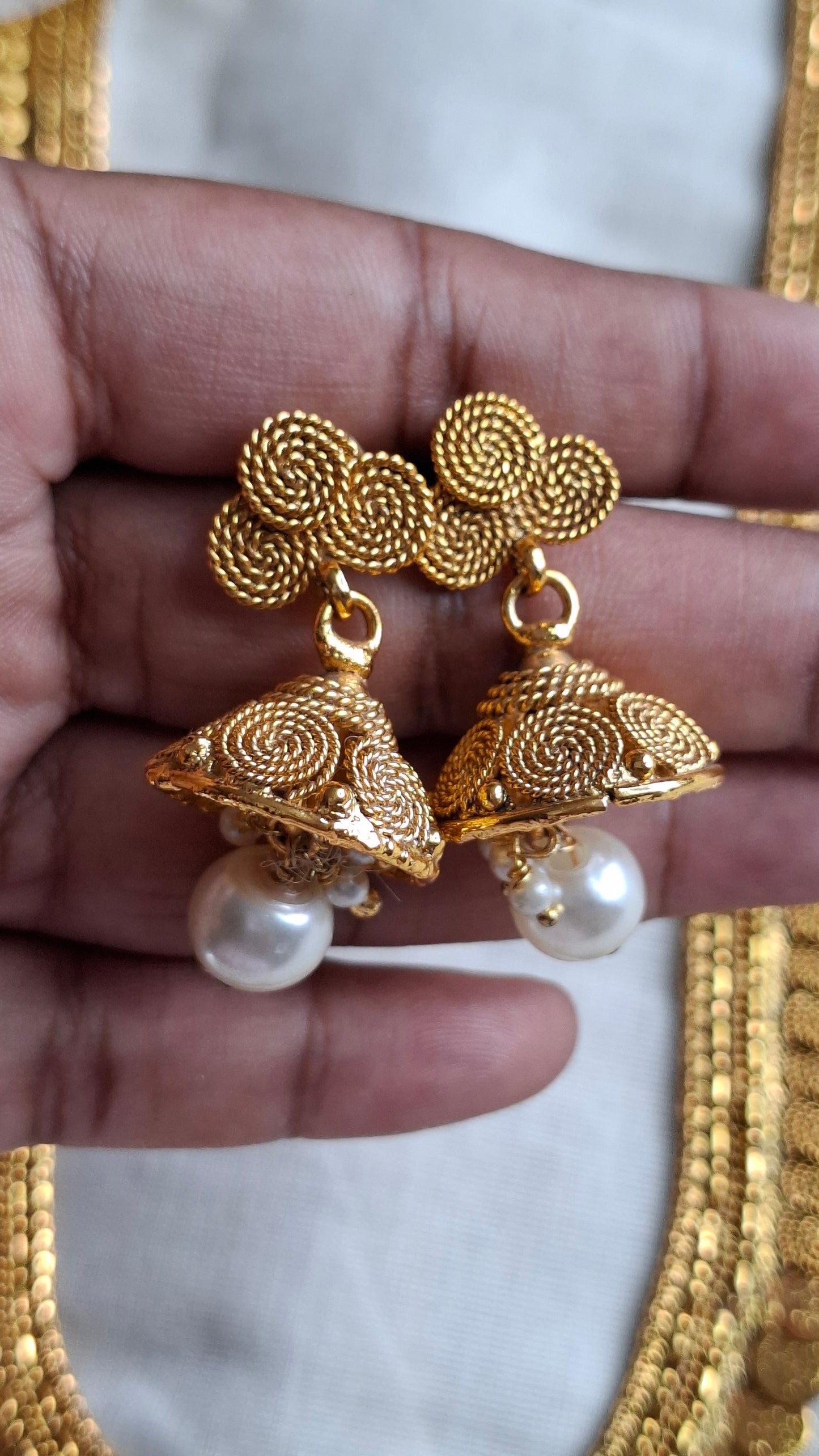 GOLD COIN AARAM 010
