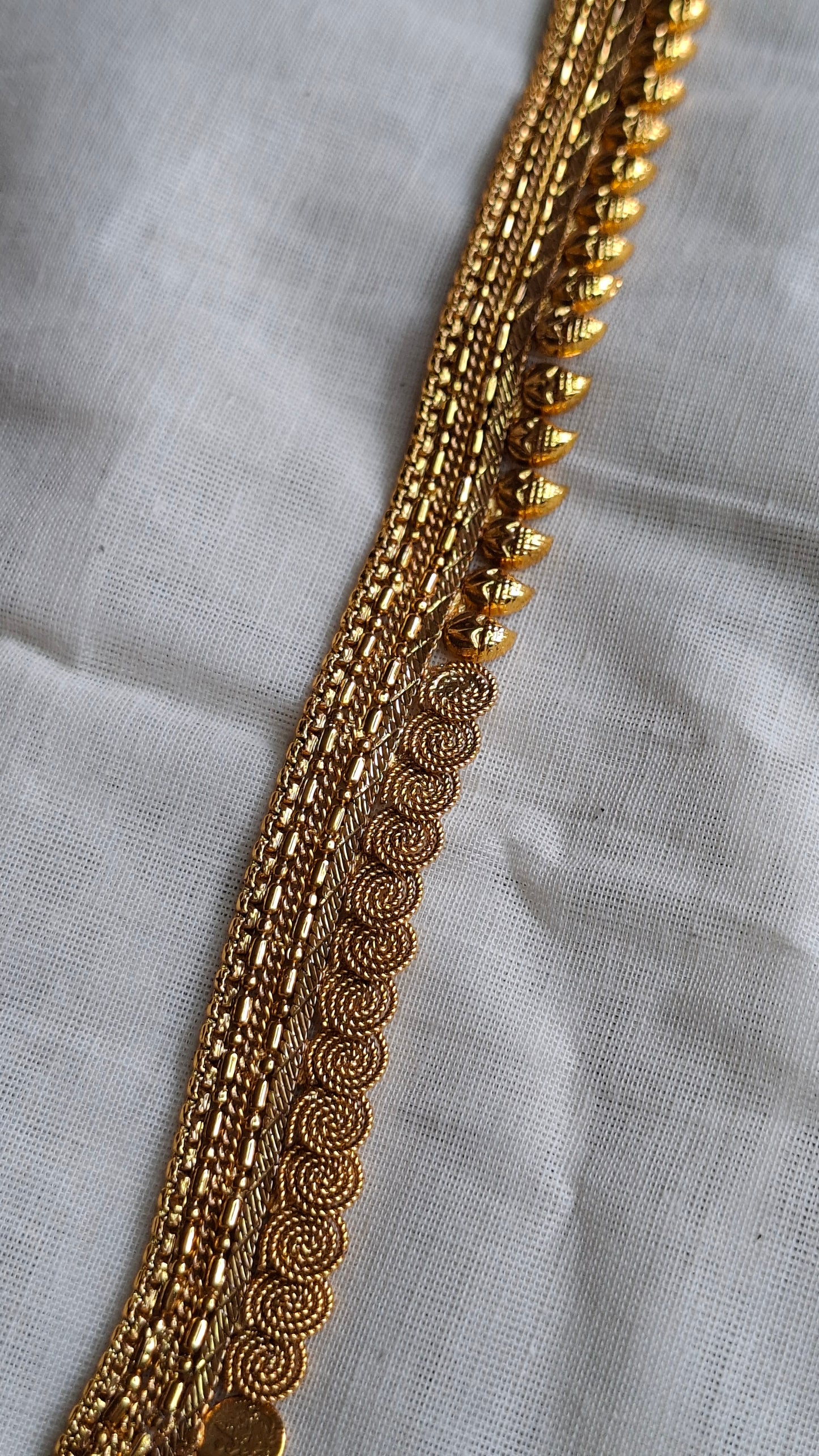 GOLD COIN AARAM 010