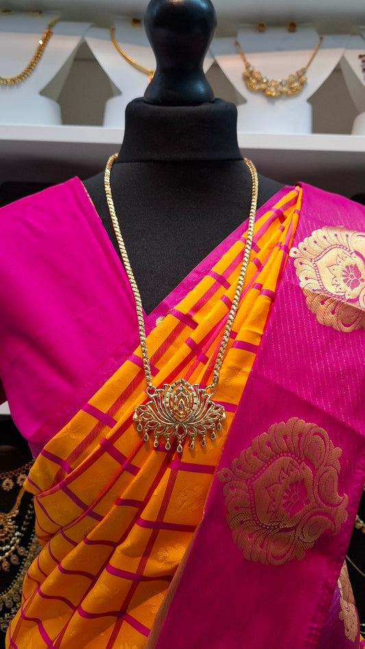 1 GRAM GOLD LOTUS PADAKAM