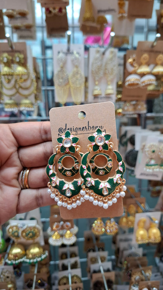 ANTIQUE GOLD & GREEN EARRINGS E0139