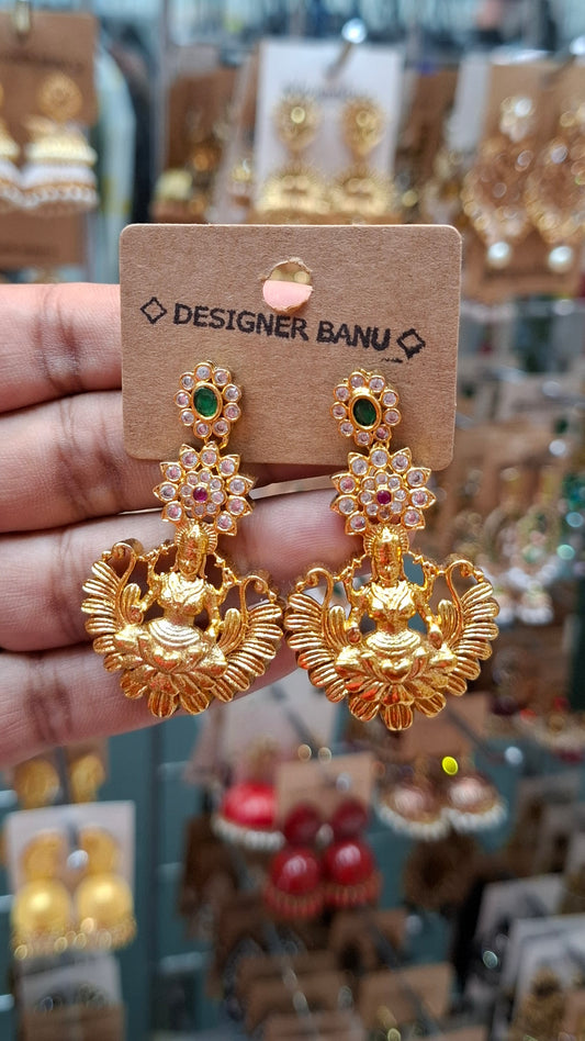 ANTIQUE GOLD EARRINGS E0143