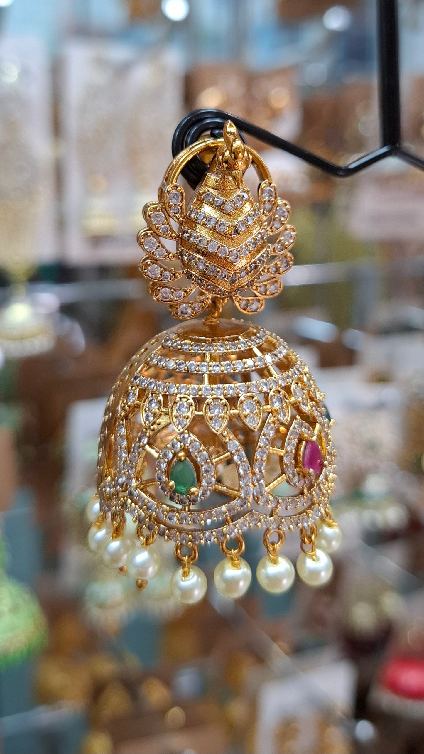 ANTIQUE GOLD JUMKHAS E0307