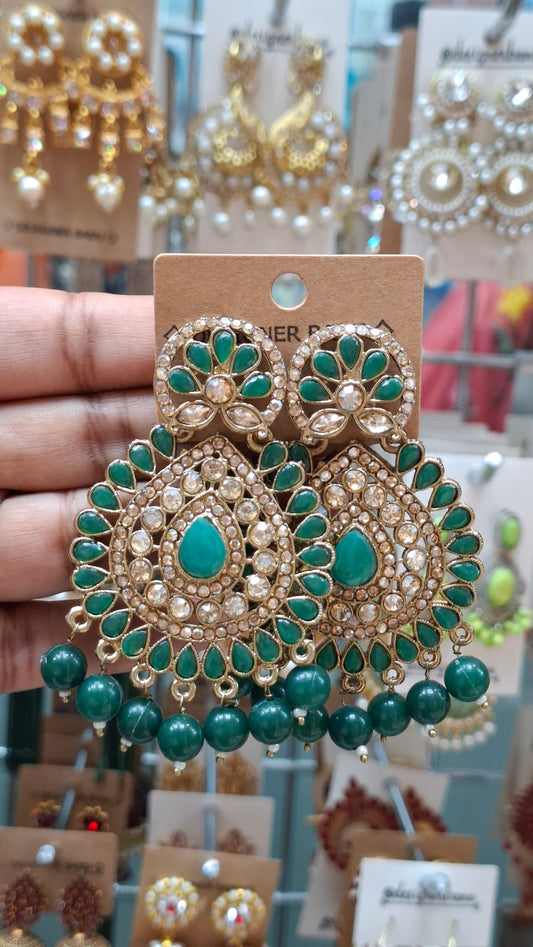 ANTIQUE GOLD FASHION EARRINGS E0148