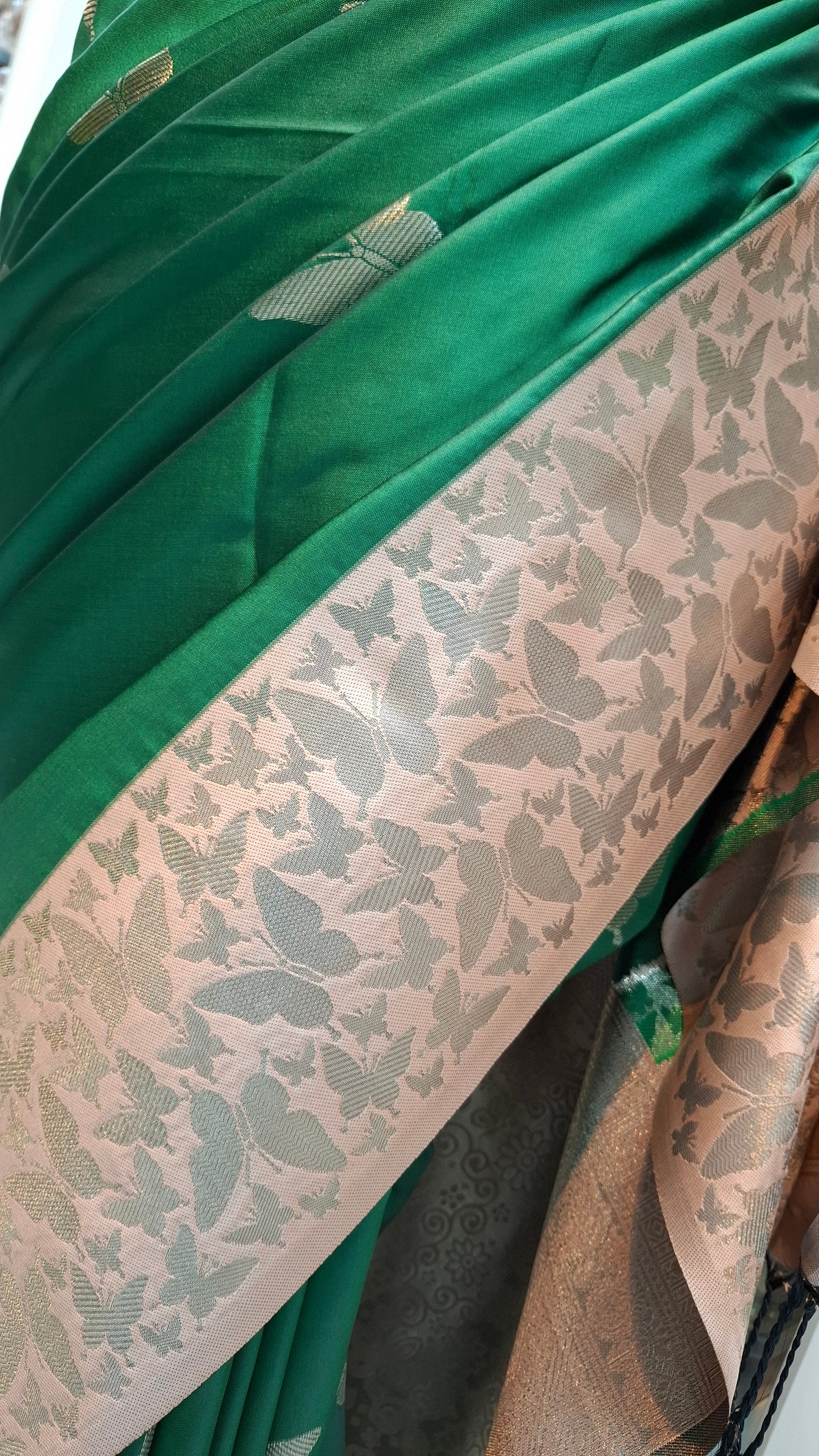 GREEN & FRENCH TAUPE ART SILK