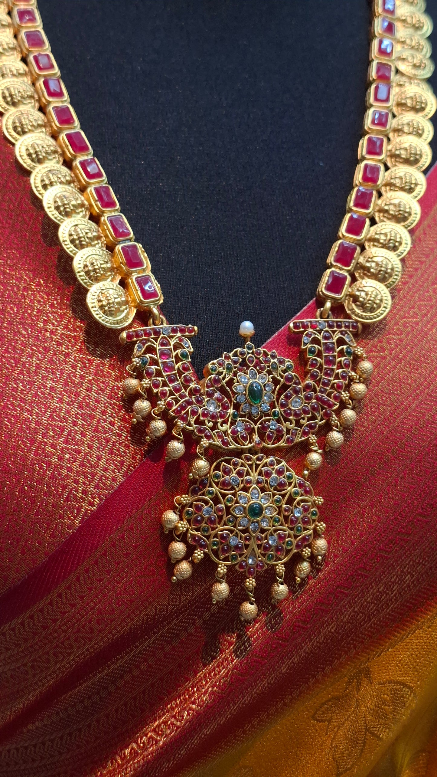 ANTIQUE GOLD LONG NECKLACE E0211