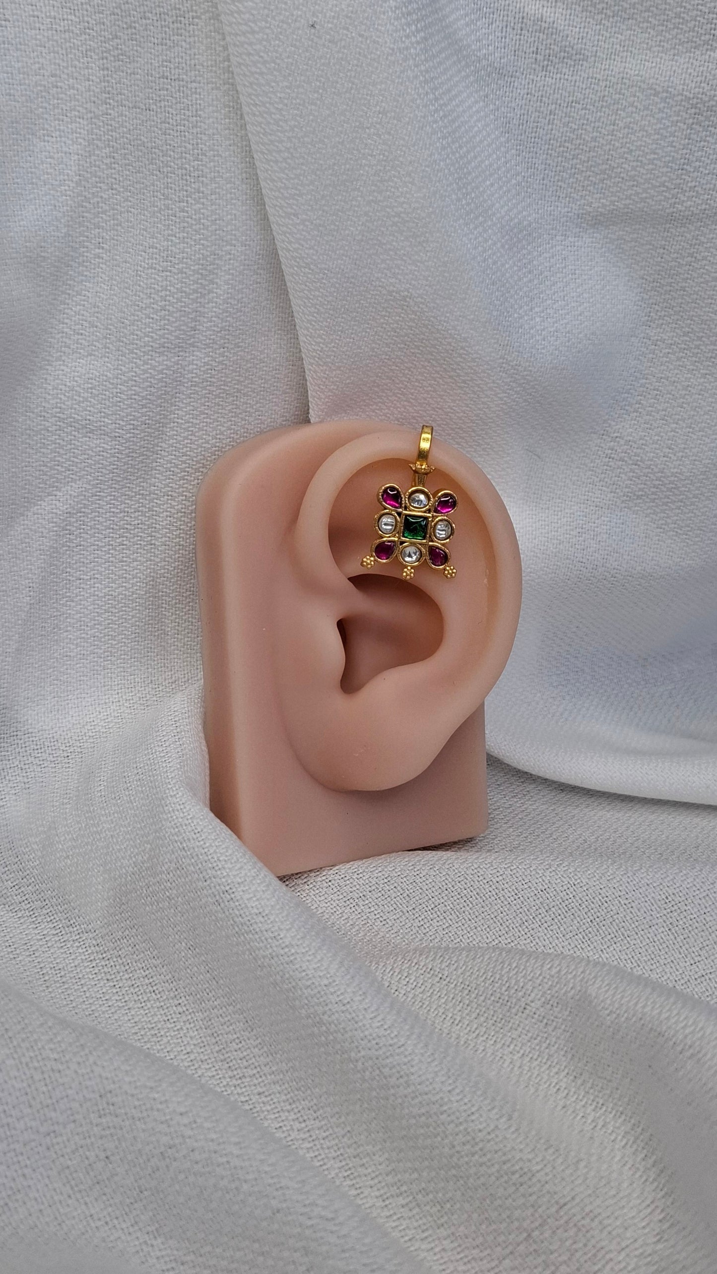 JADAU EAR CUFF/ BUGADI  015