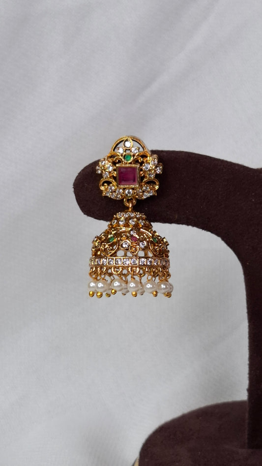 ANTIQUE GOLD JUMKHAS E0323