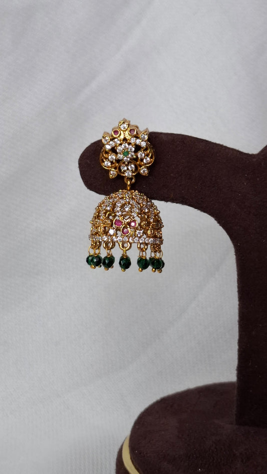 ANTIQUE GOLD JUMKHAS E0327