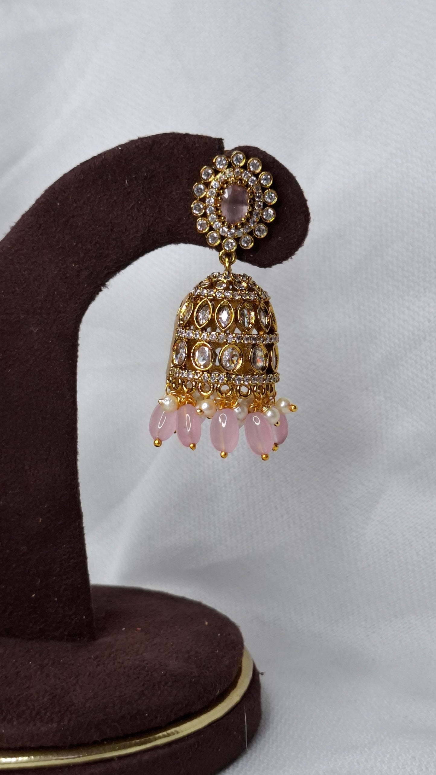 ANTIQUE GOLD JUMKHAS E0330