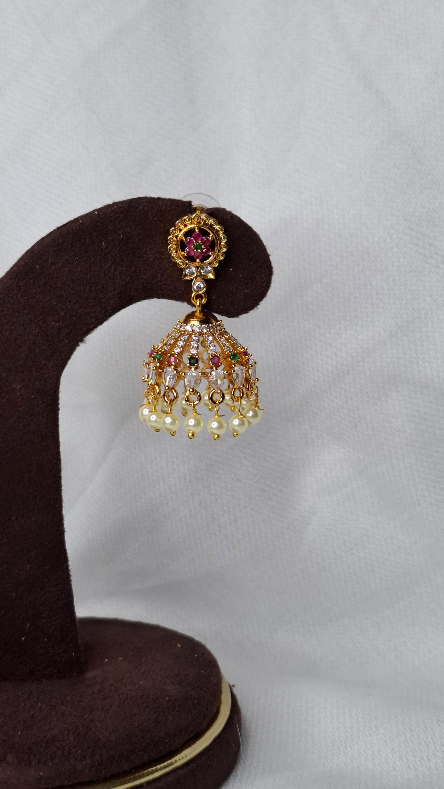 ANTIQUE GOLD JUMKHAS E0331