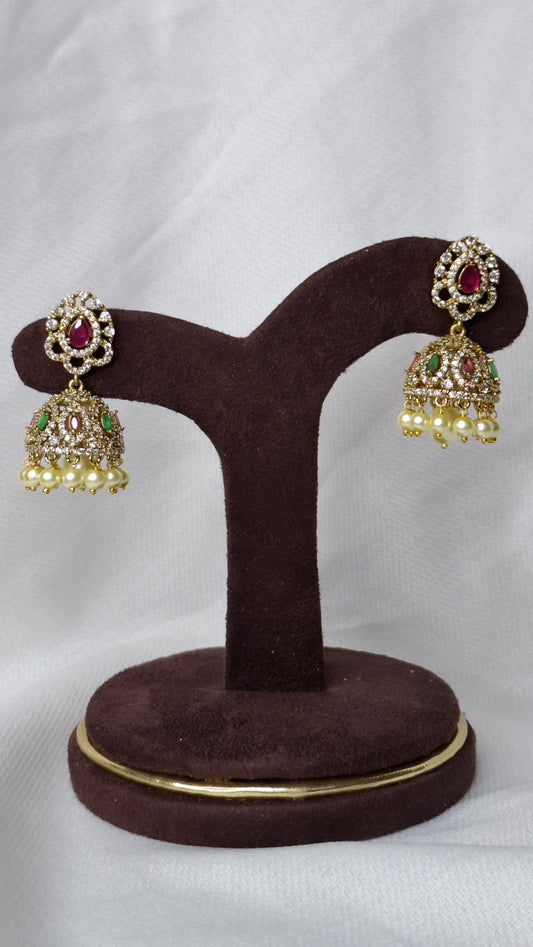 ANTIQUE GOLD JUMKHAS E0332