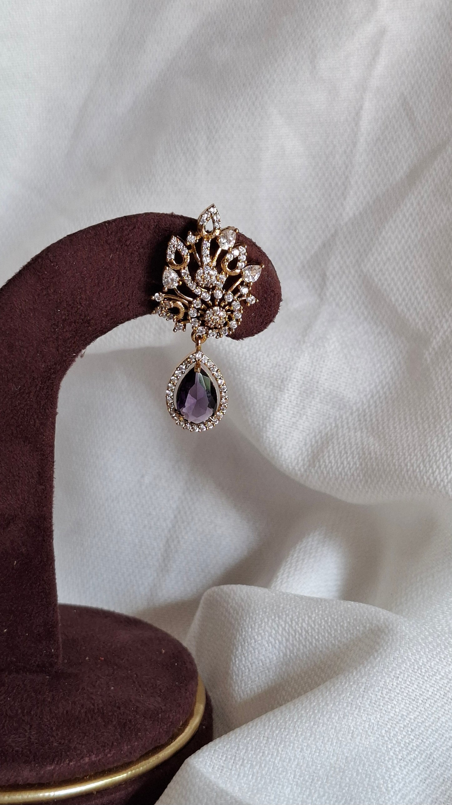 ANTIQUE GOLD EARRINGS E0338