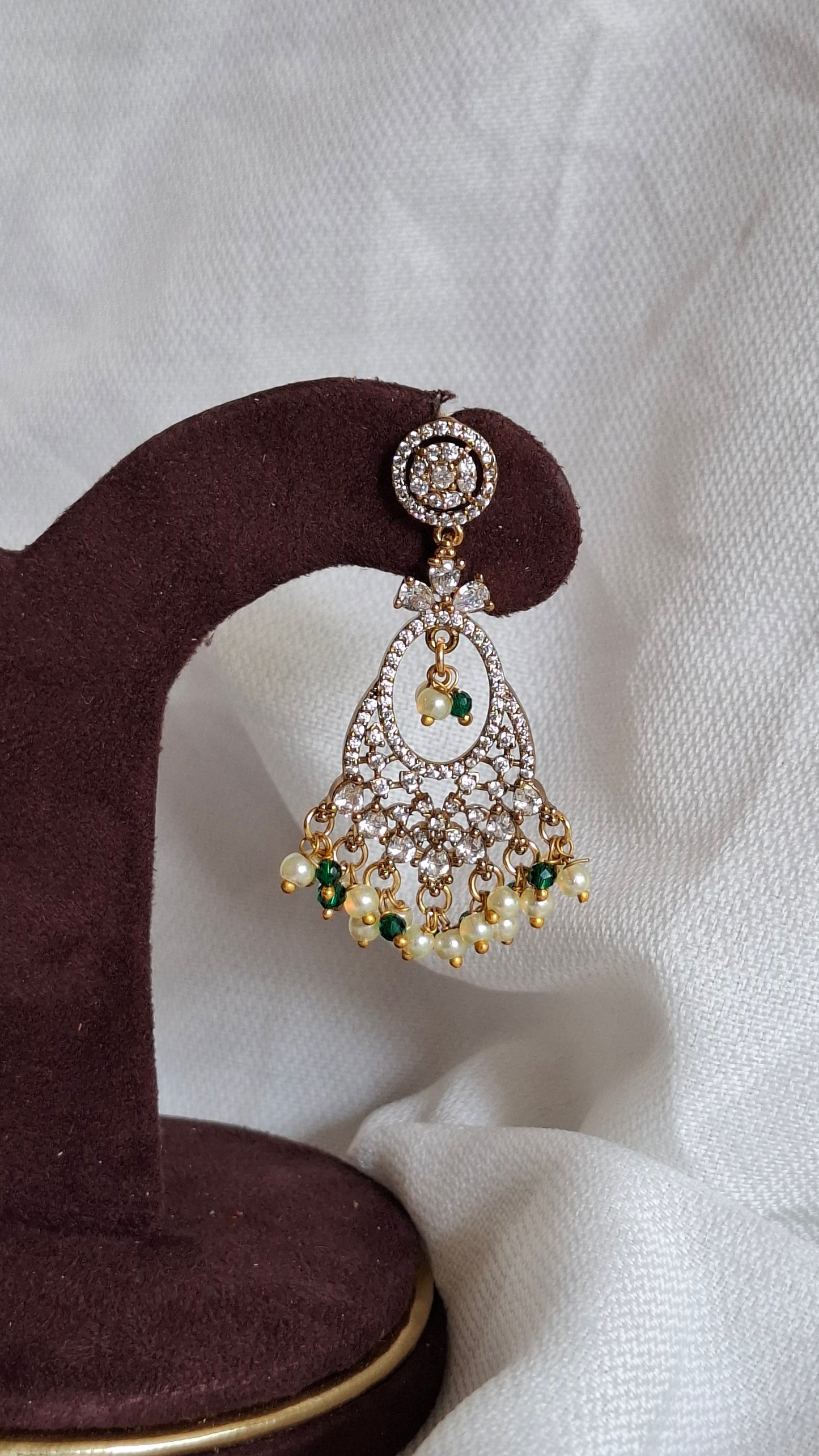 PREMIUM ANTIQUE GOLD EARRINGS E0341