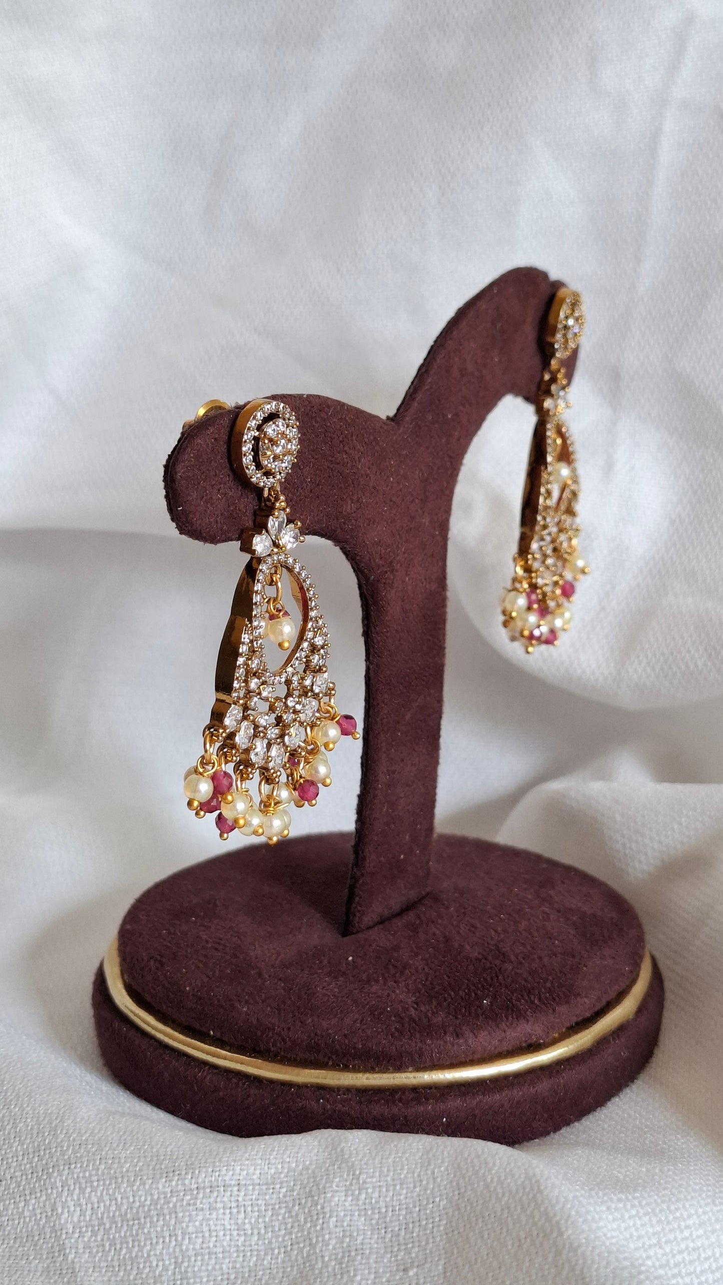 PREMIUM ANTIQUE GOLD EARRINGS E0342
