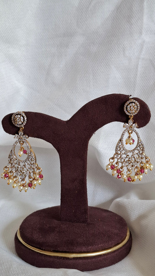 PREMIUM ANTIQUE GOLD EARRINGS E0342