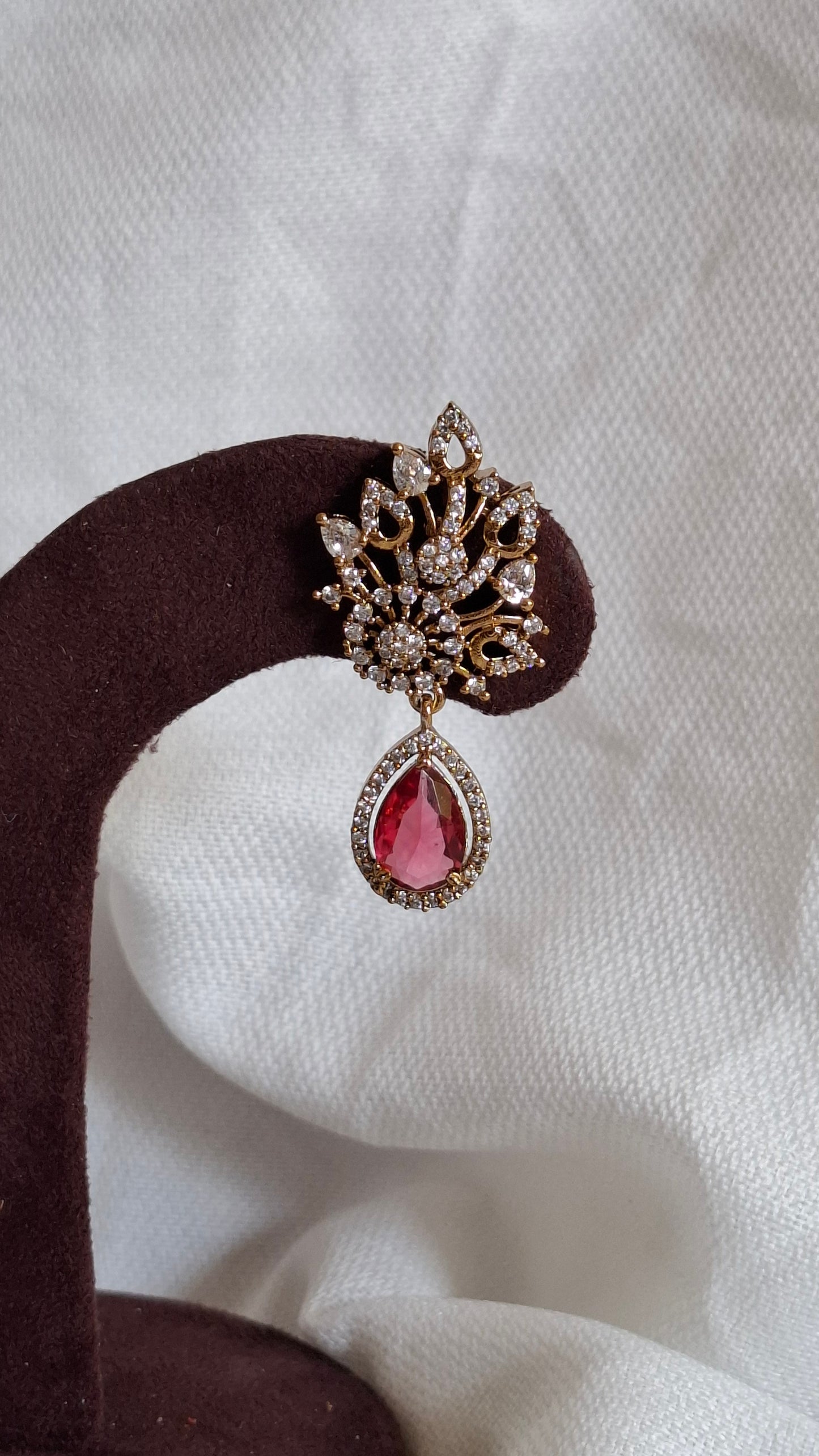 PREMIUM ANTIQUE GOLD EARRINGS E0345