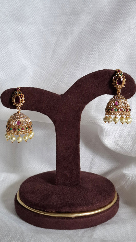 ANTIQUE GOLD JUMKHAS E0349