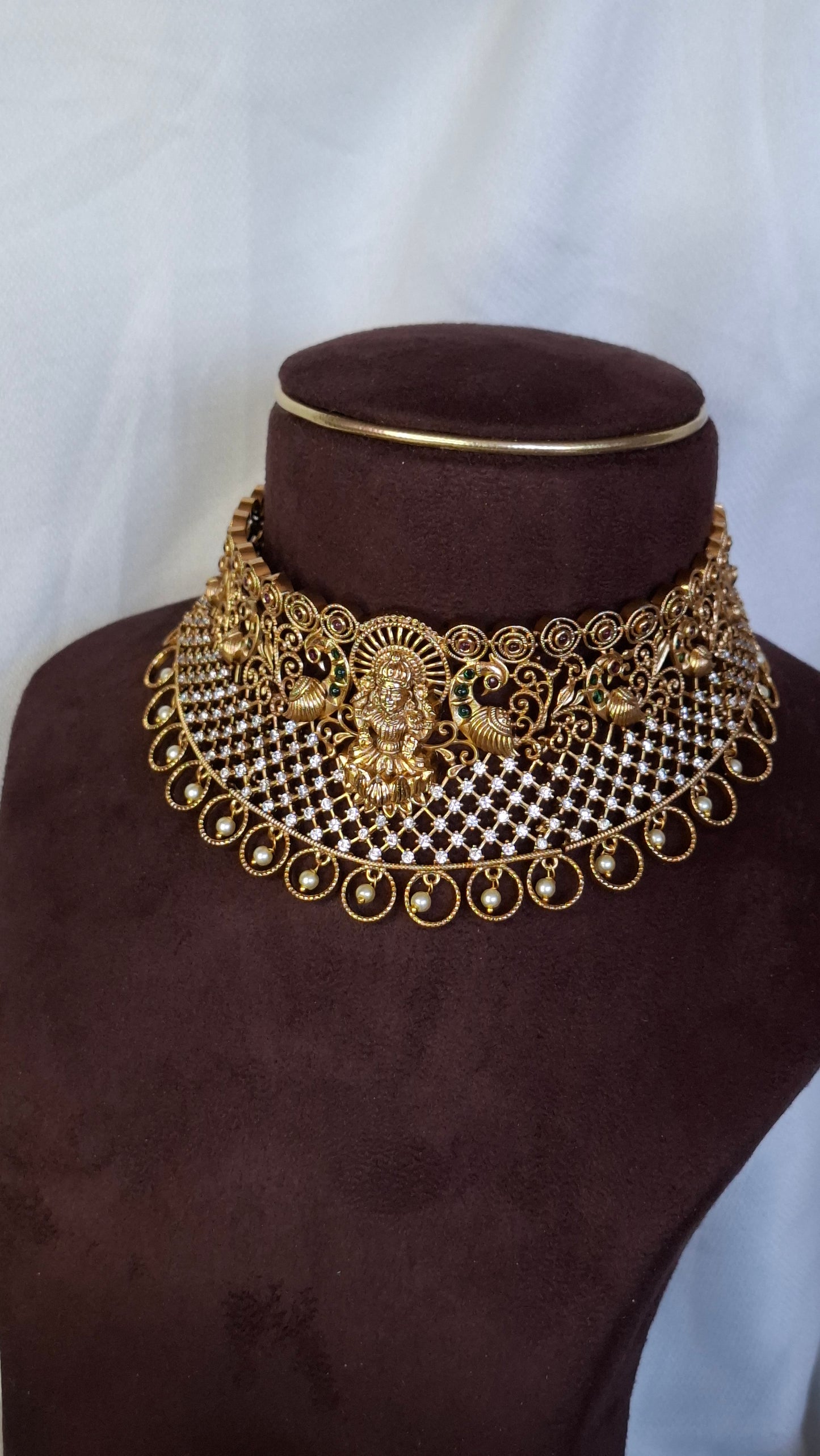 ANTIQUE GOLD CHOKER SET E0215