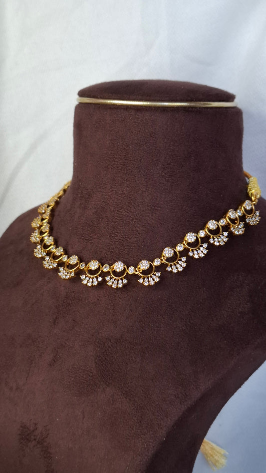 ANTIQUE GOLD SET E0224