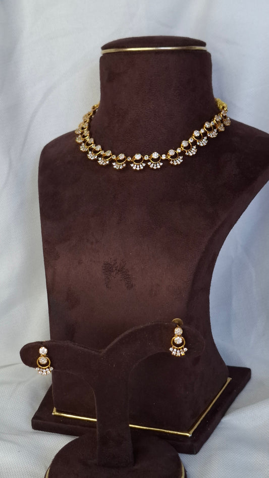 ANTIQUE GOLD SET E0224