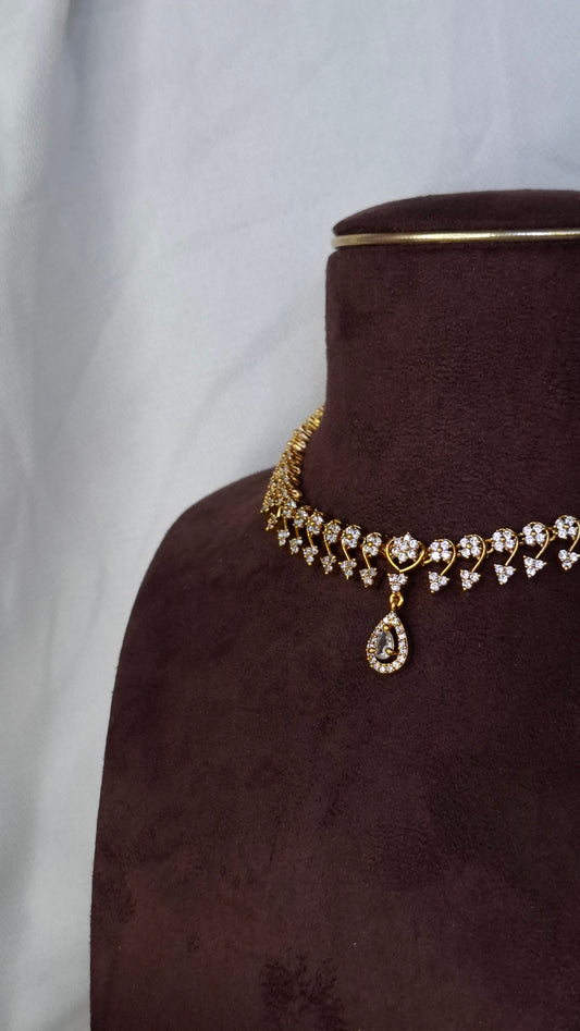 ANTIQUE GOLD SET E0226