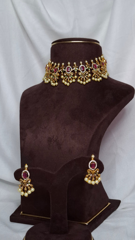 ANTIQUE GOLD SET E0230