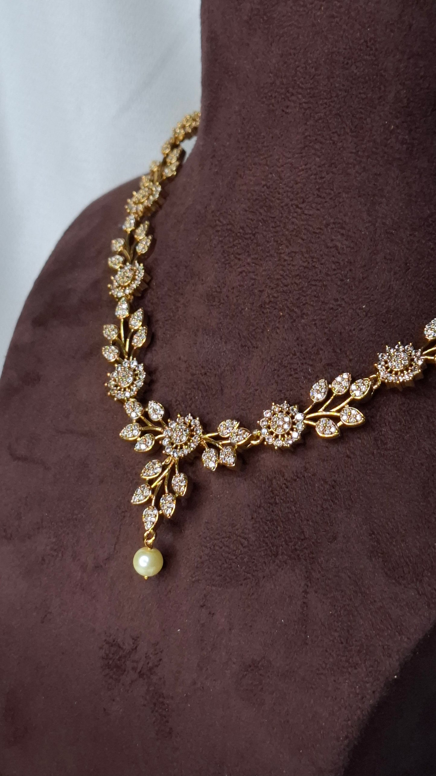 ANTIQUE GOLD SET E0232