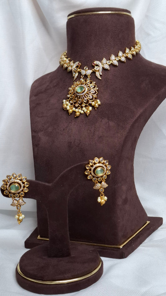 ANTIQUE GOLD CHANGEABLE STONE SET E0233