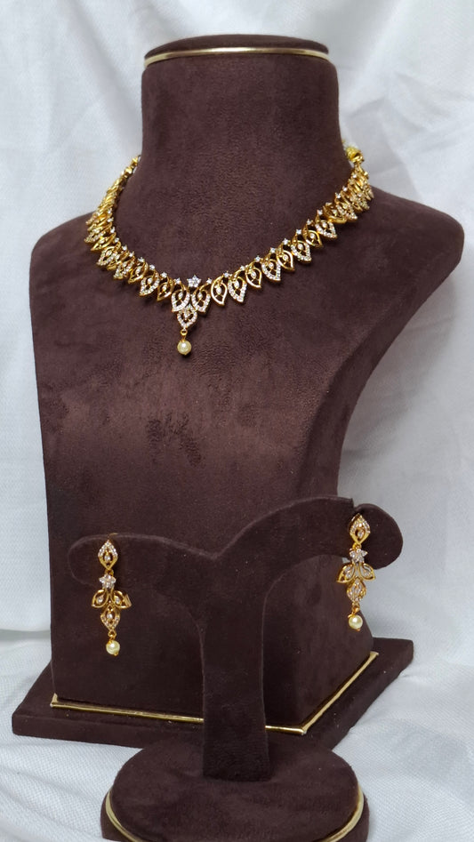 ANTIQUE GOLD SET E0234