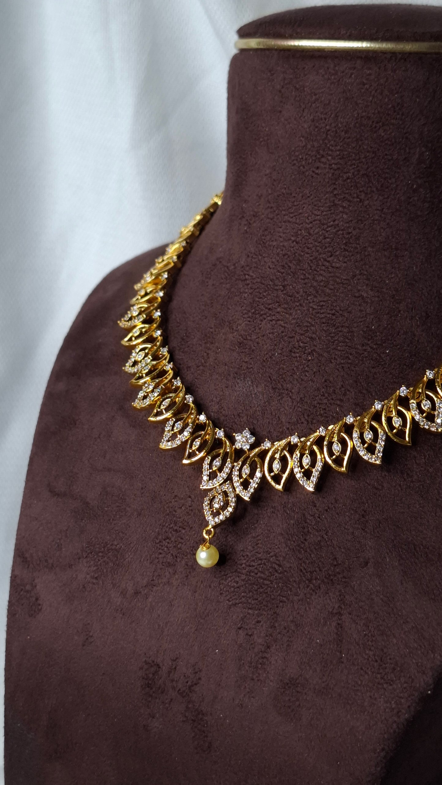 ANTIQUE GOLD SET E0234