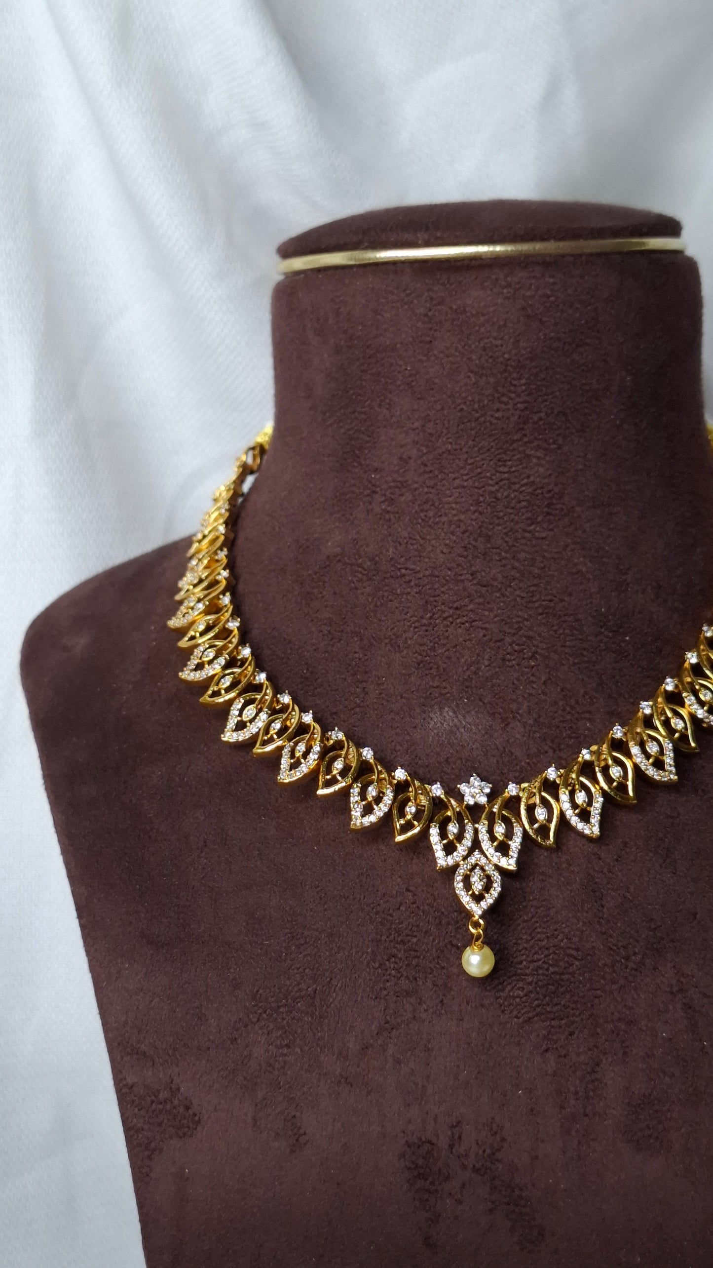 ANTIQUE GOLD SET E0234