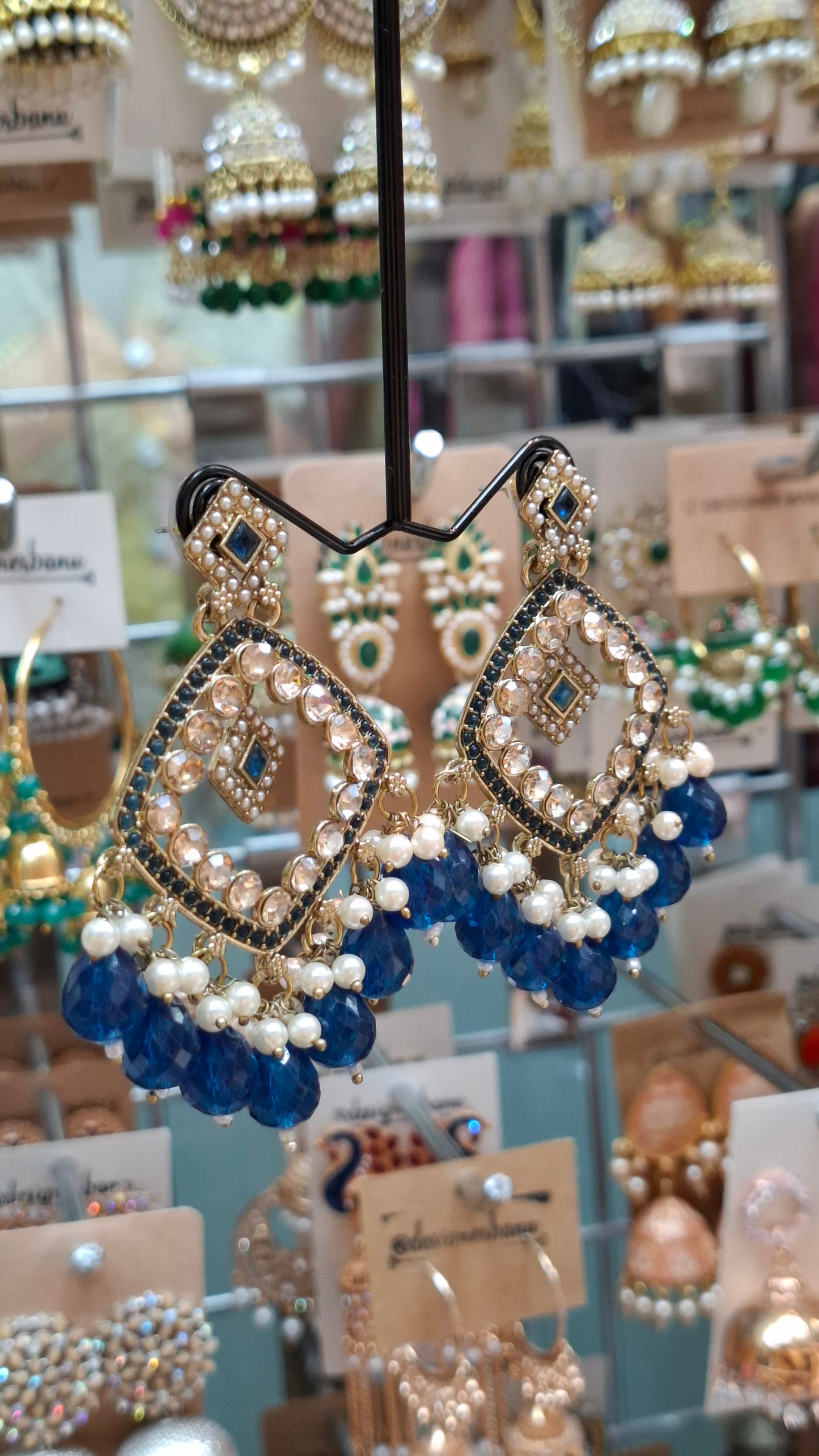 GOLD FASHION EARRINGS E0353