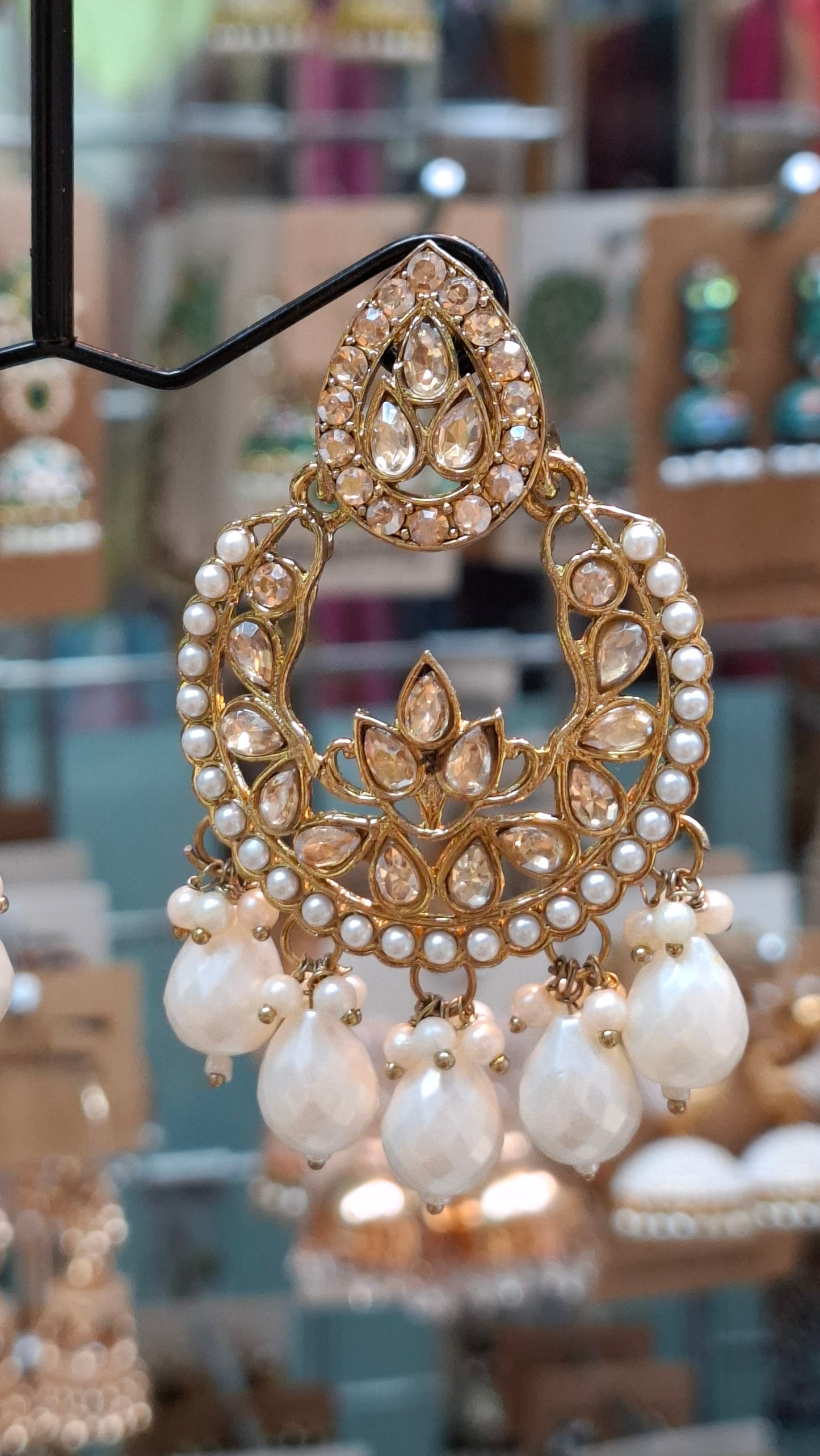 GOLD FASHION EARRINGS E0354