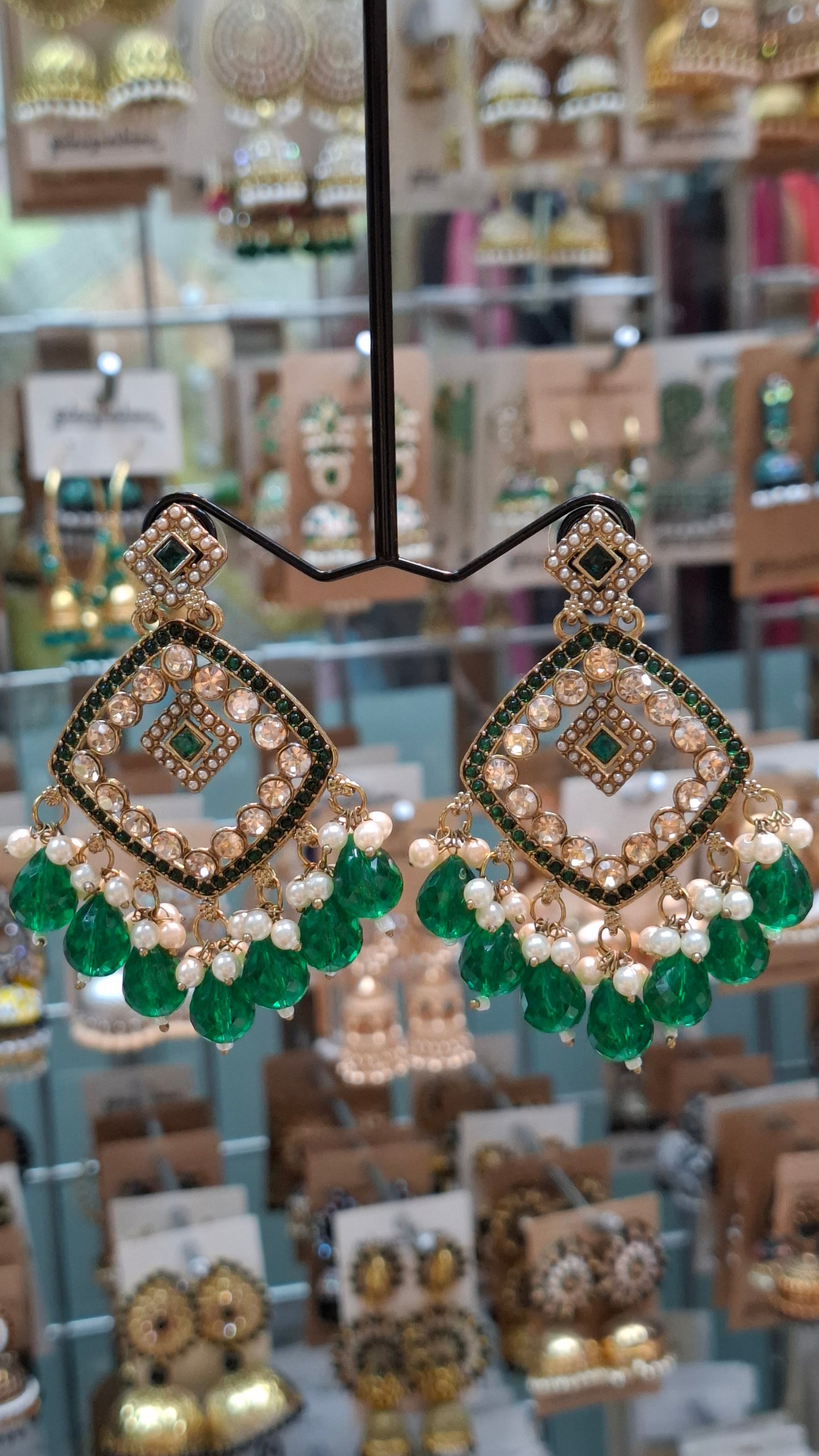 GOLD FASHION EARRINGS E0355