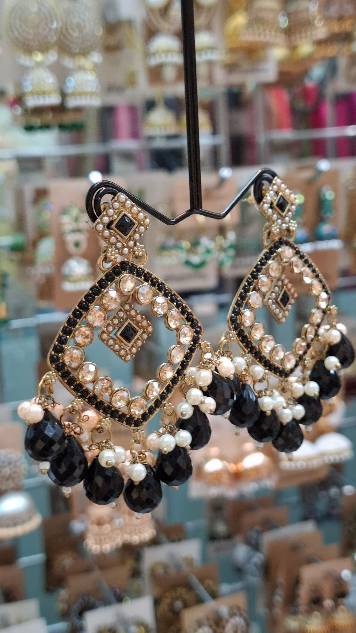 GOLD FASHION EARRINGS E0356