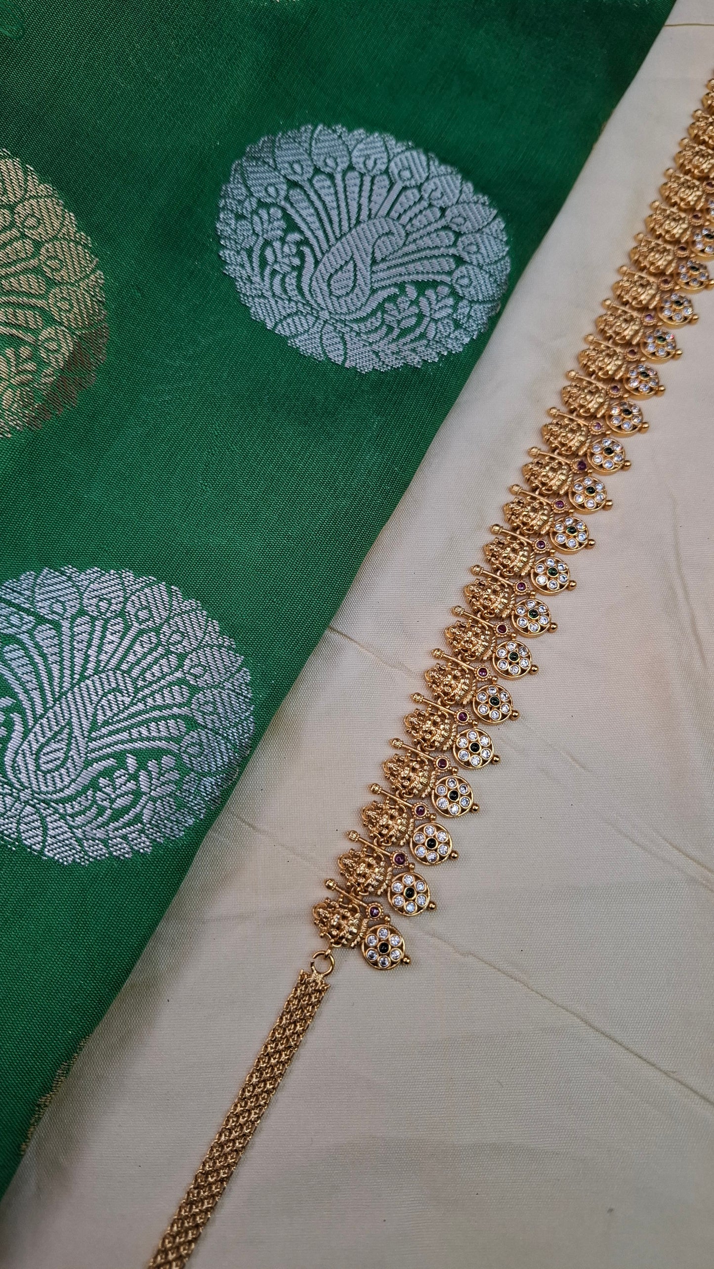 ANTIQUE GOLD WAISTCHAIN 0065